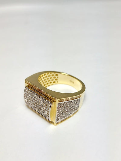 10k Gold ring with CZ