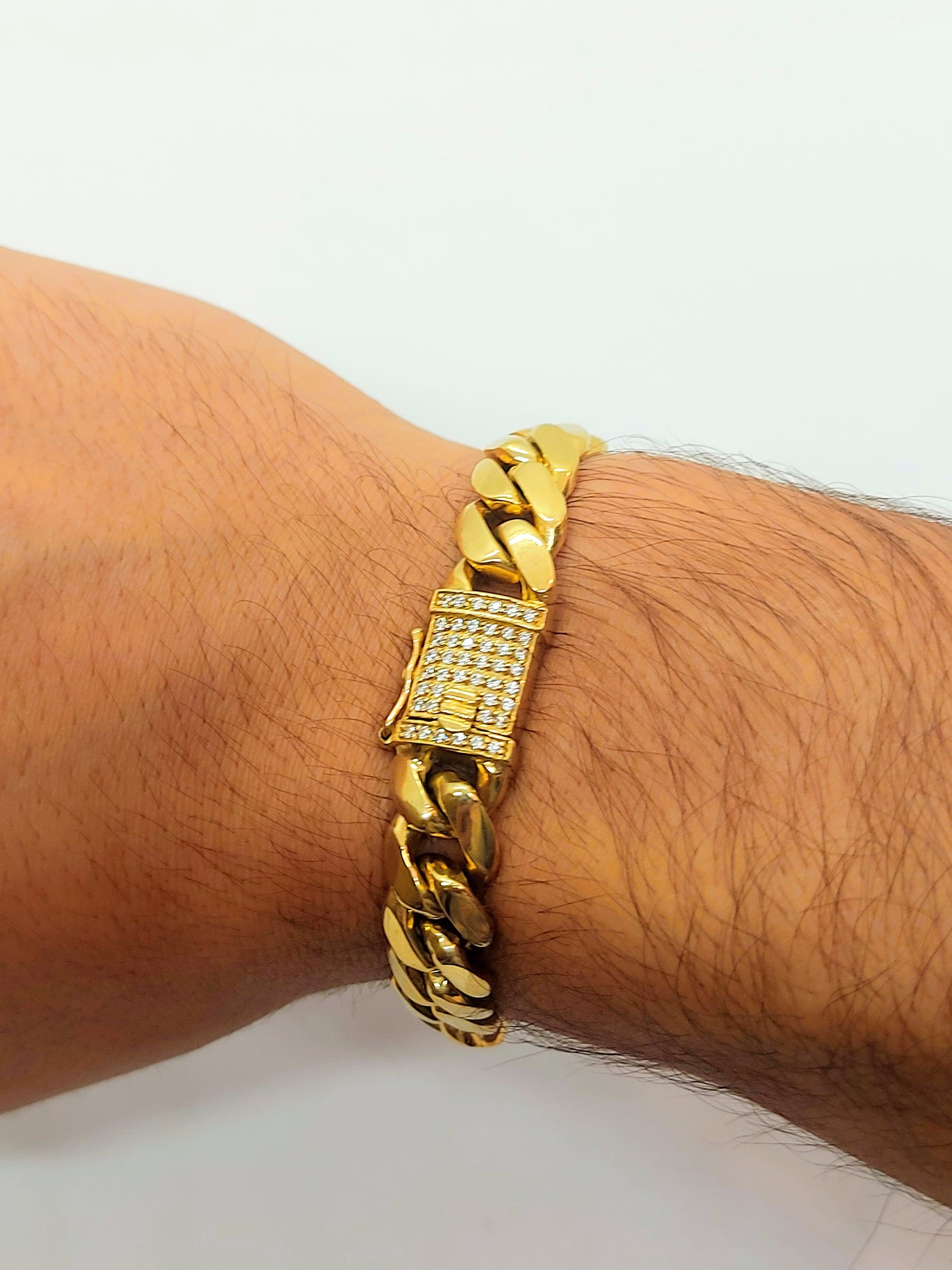 Men's monster gold Cuban link 55$/gram bracelet with box lock