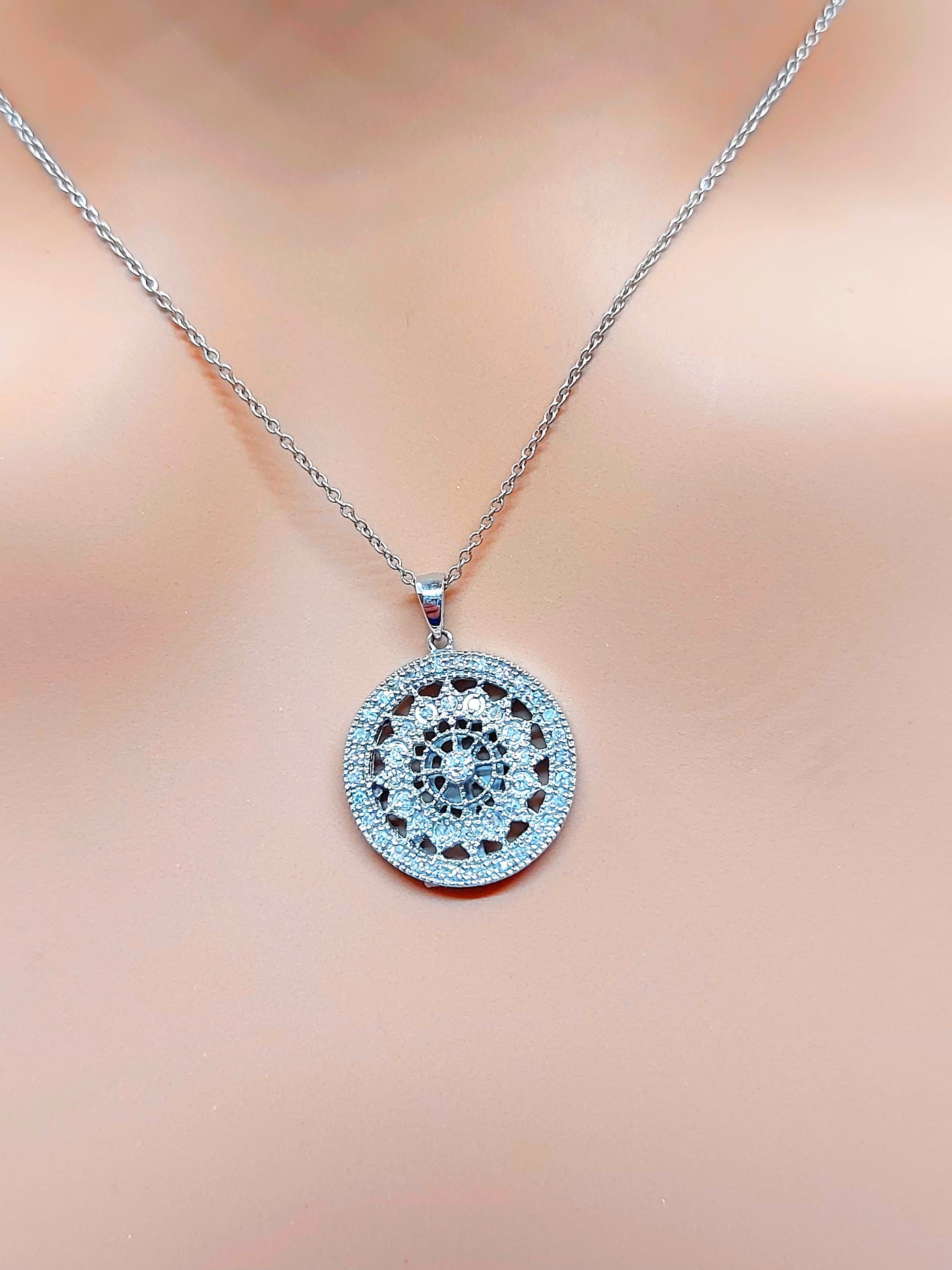 14k Real Solid White Gold Natural Diamond Round Necklace for women, Medallion Necklace with Diamonds for women