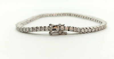 14k White Gold Tennis Bracelet with 5pt lab diamonds