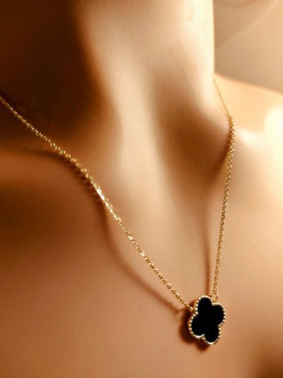 Black Clover leaf Necklace