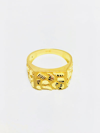 10k Gold Ring with diamond cut leaf designs