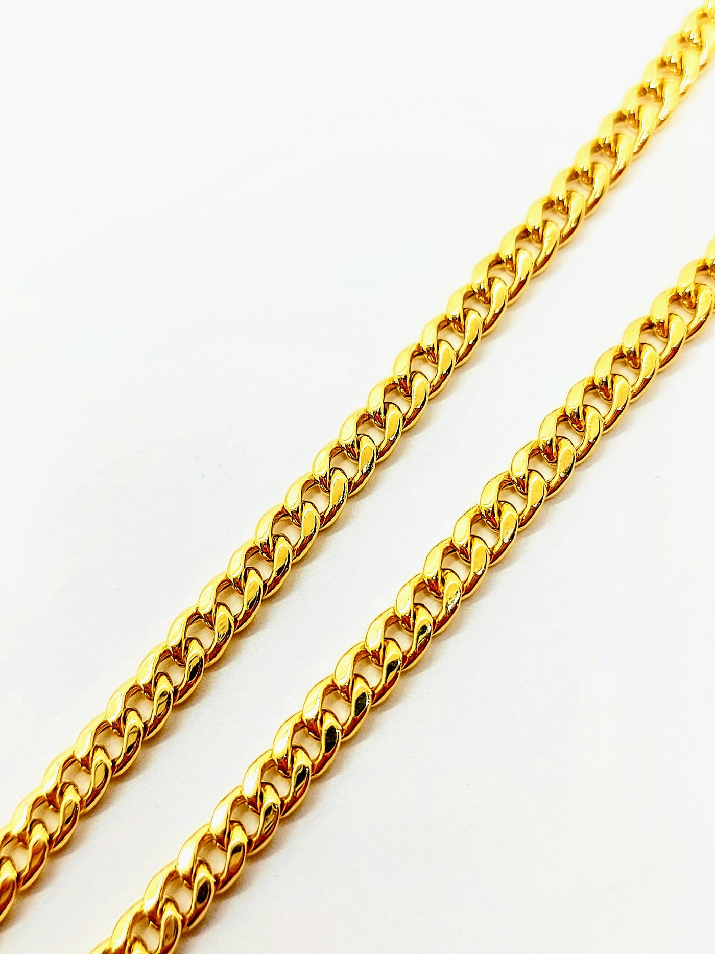 10k Gold Cuban chain ~4.5mm wide