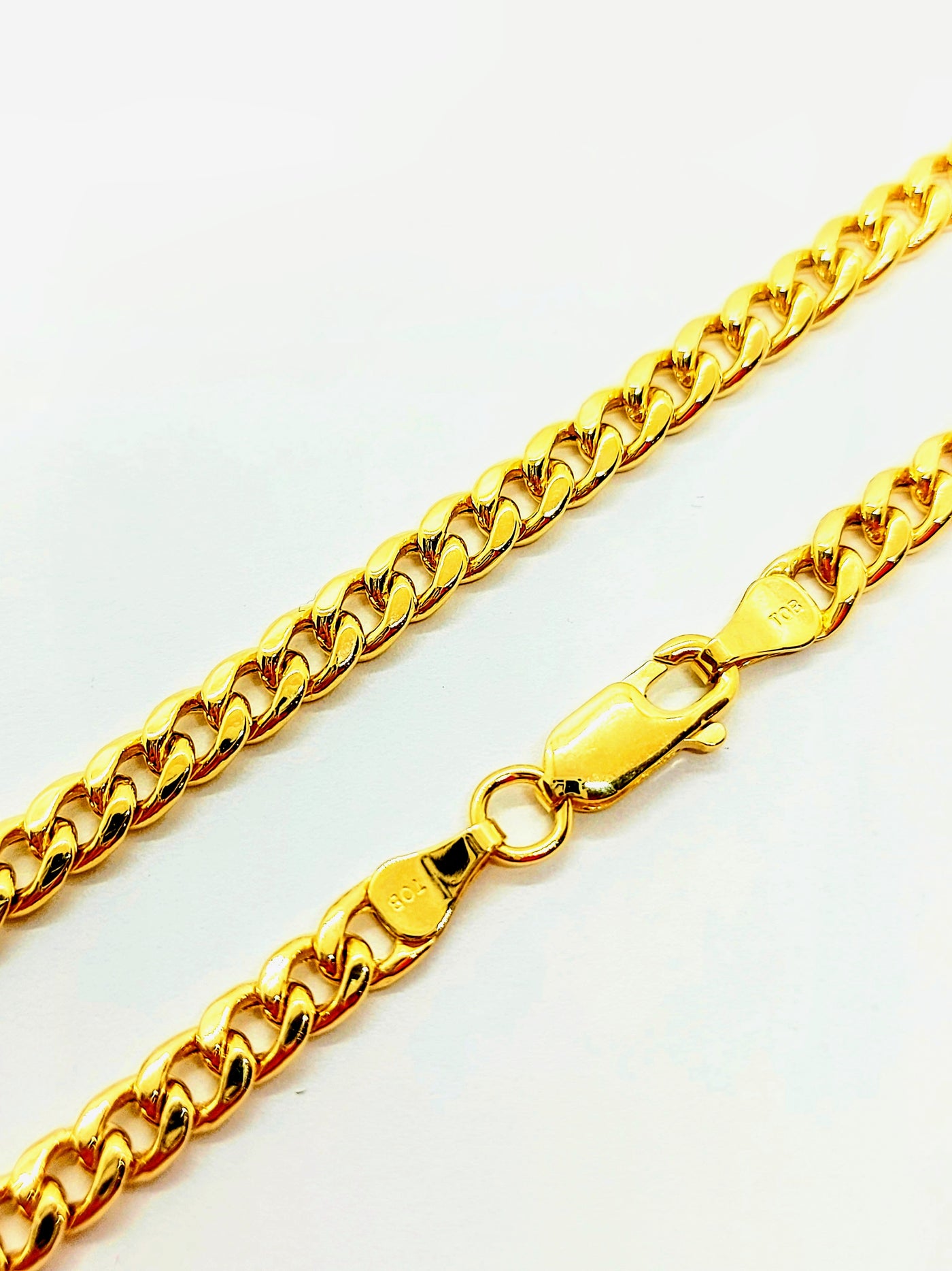 10k Gold Cuban chain ~4.5mm wide