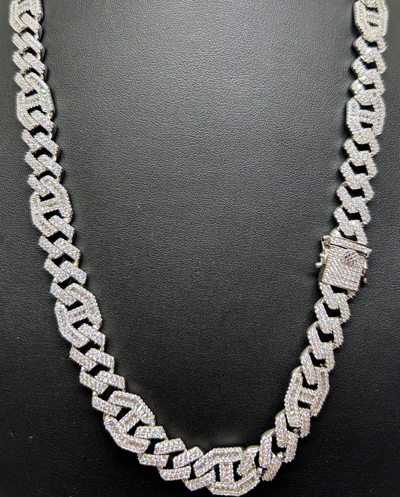 Siver 925 iced out Cuban chain