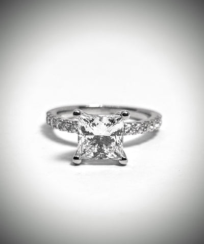 2.18ct lab diamond Princess cut Engagement Ring 18k White Gold