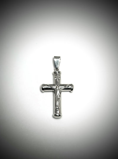 10k White Gold cross pendant with Jesus