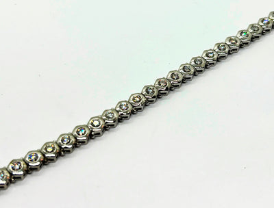 14k White Gold Tennis bracelet Bezel setting natural diamonds