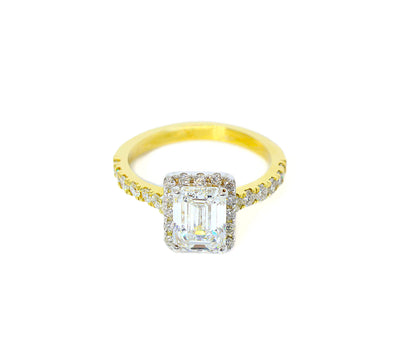 18k Gold Engagement ring Radiant cut 1.5ct lab diamond with halo