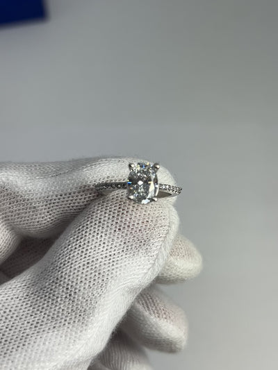 Oval cut 1.5ct Lab diamond Engagement ring