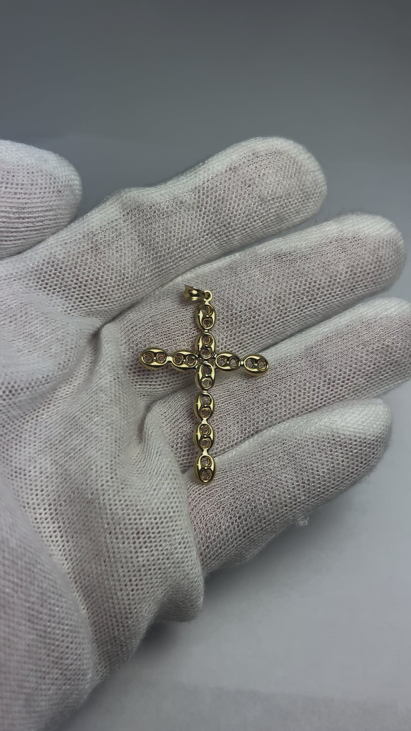 10k gold Cross Pendant with coffee bean design