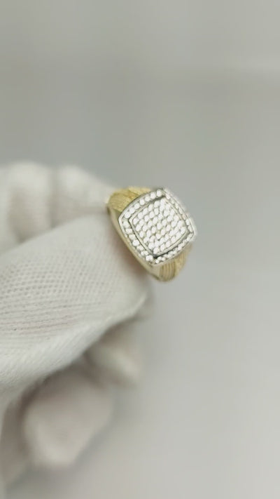 10k Gold Ring with Meander design and CZ