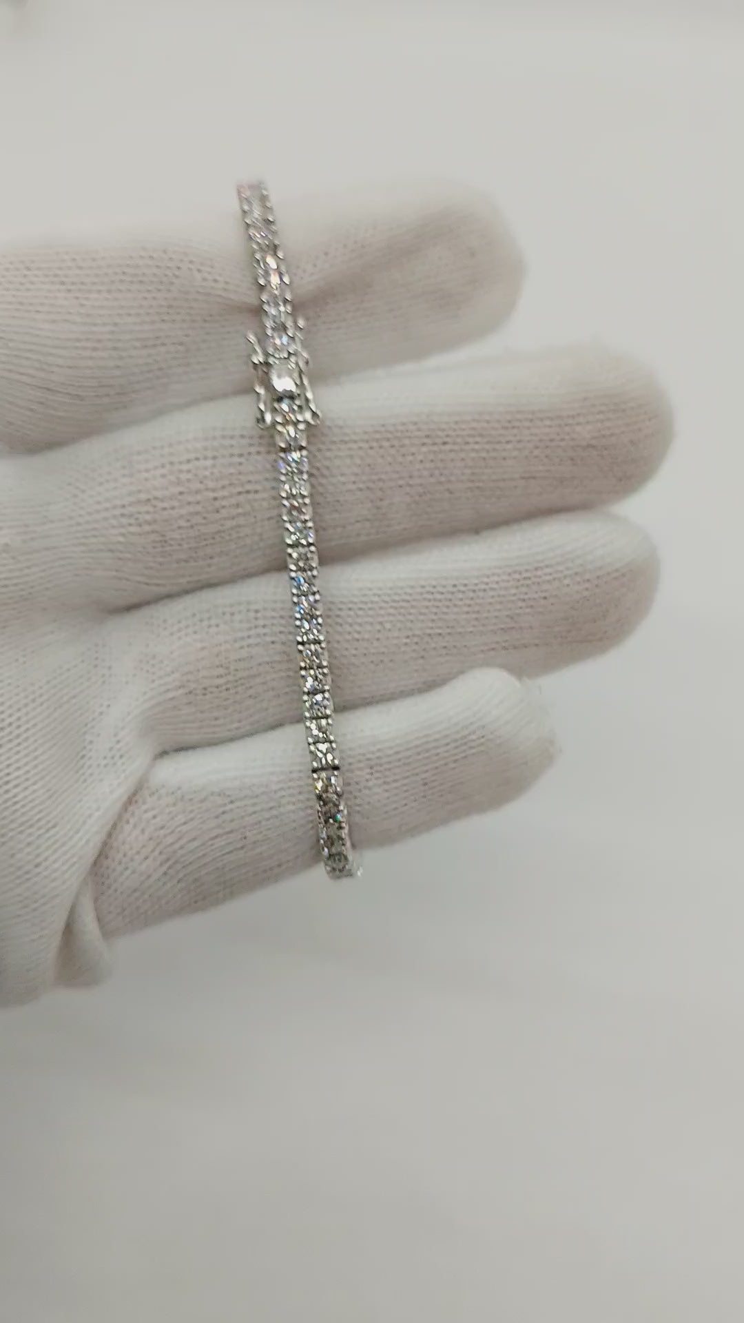 14k White Gold Tennis Bracelet with 5pt lab diamonds