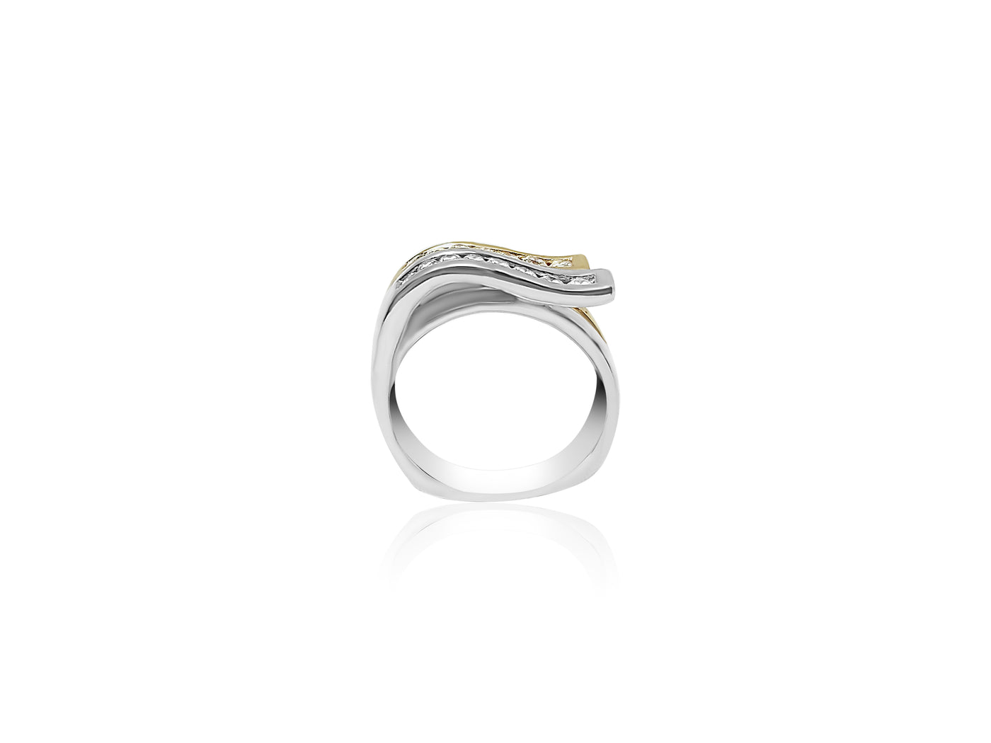 Fancy Gold Ring 2 tone with diamonds