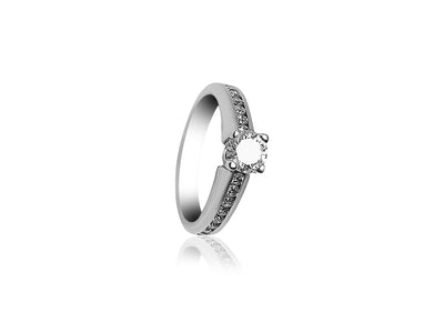 Pavé Engagement Ring with 0.47ct center diamond