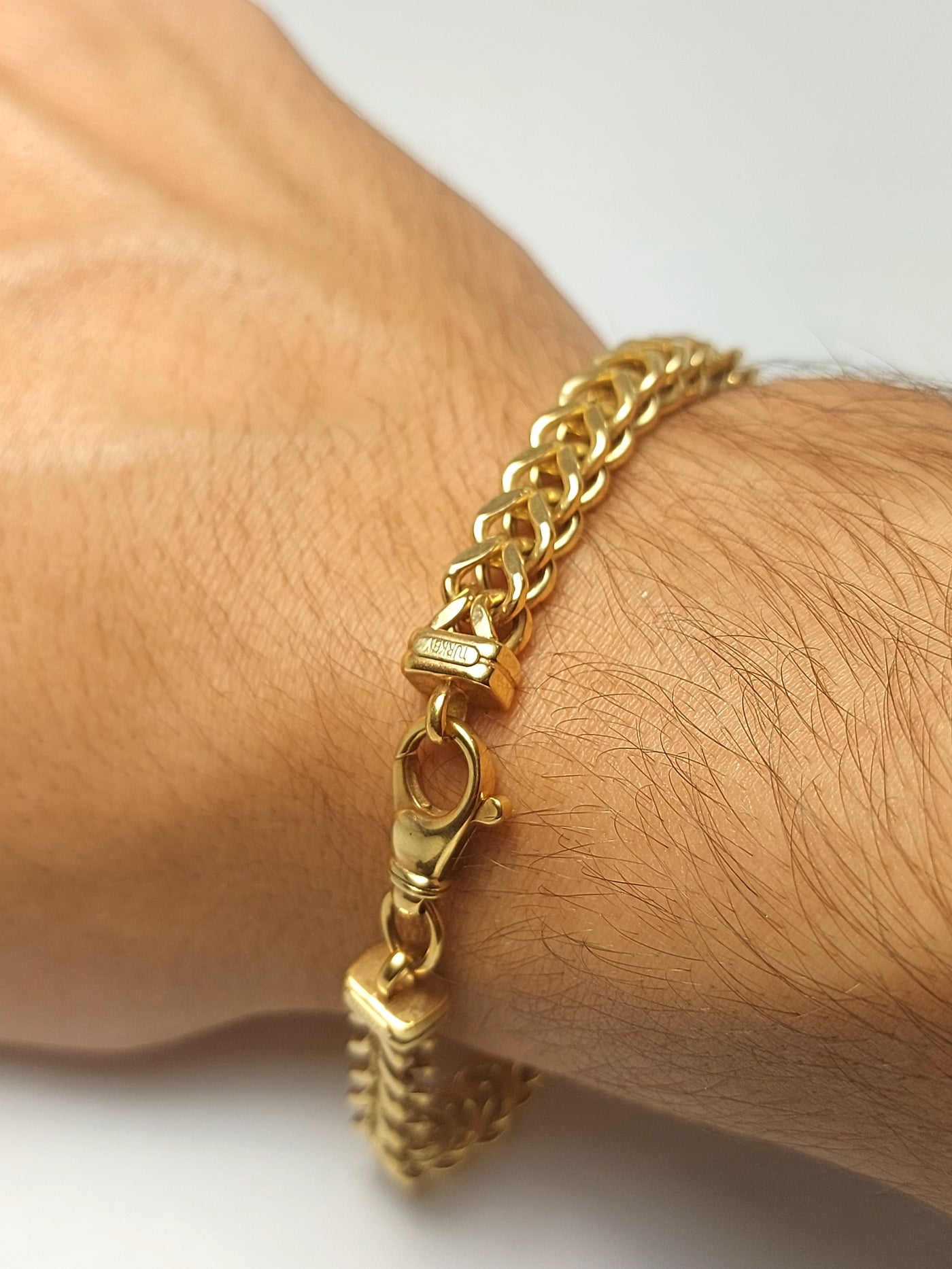 Men's Franco gold bracelet with diamond cut