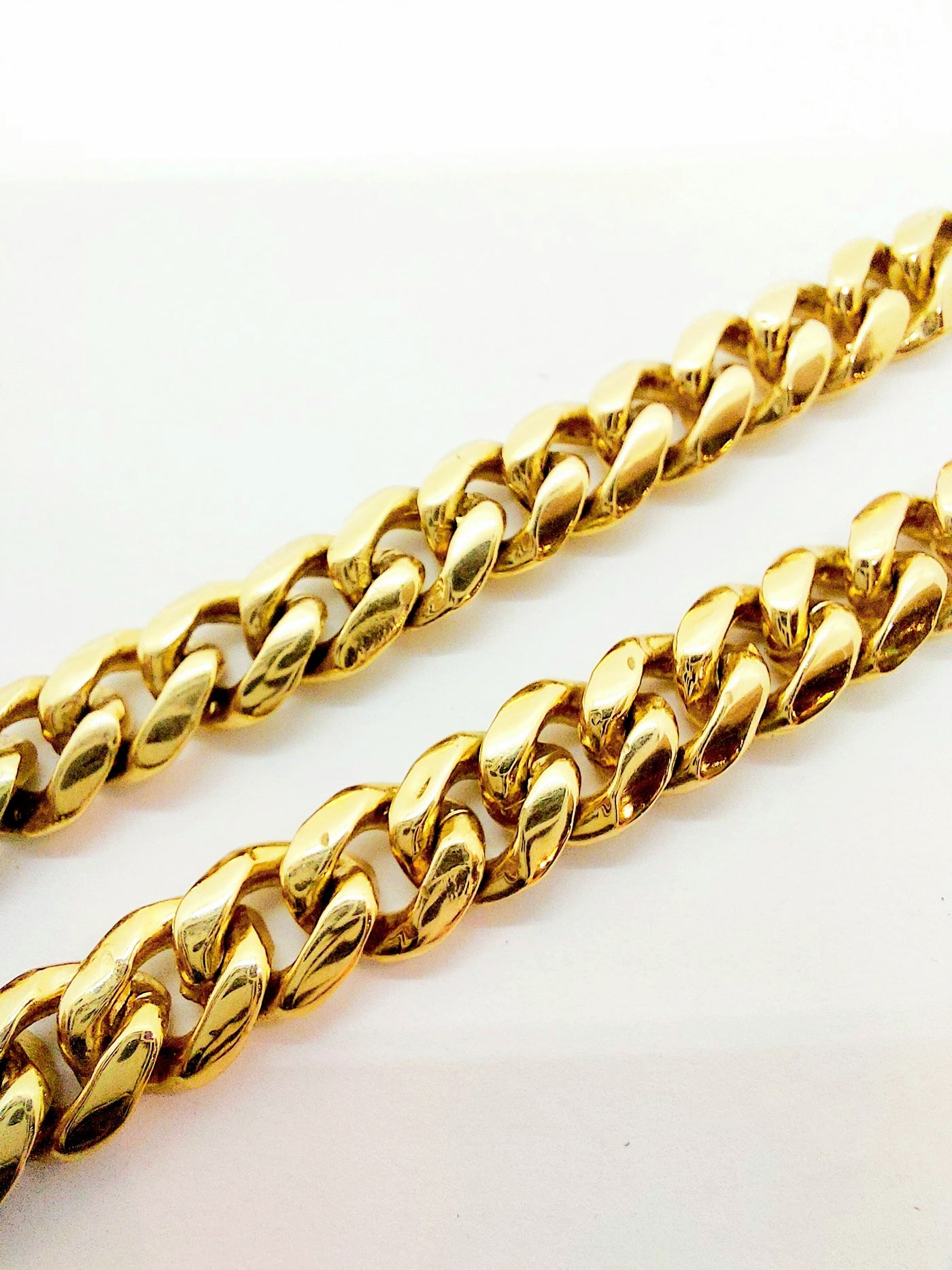 Solid gold Cuban chain 65$/gram with box lock